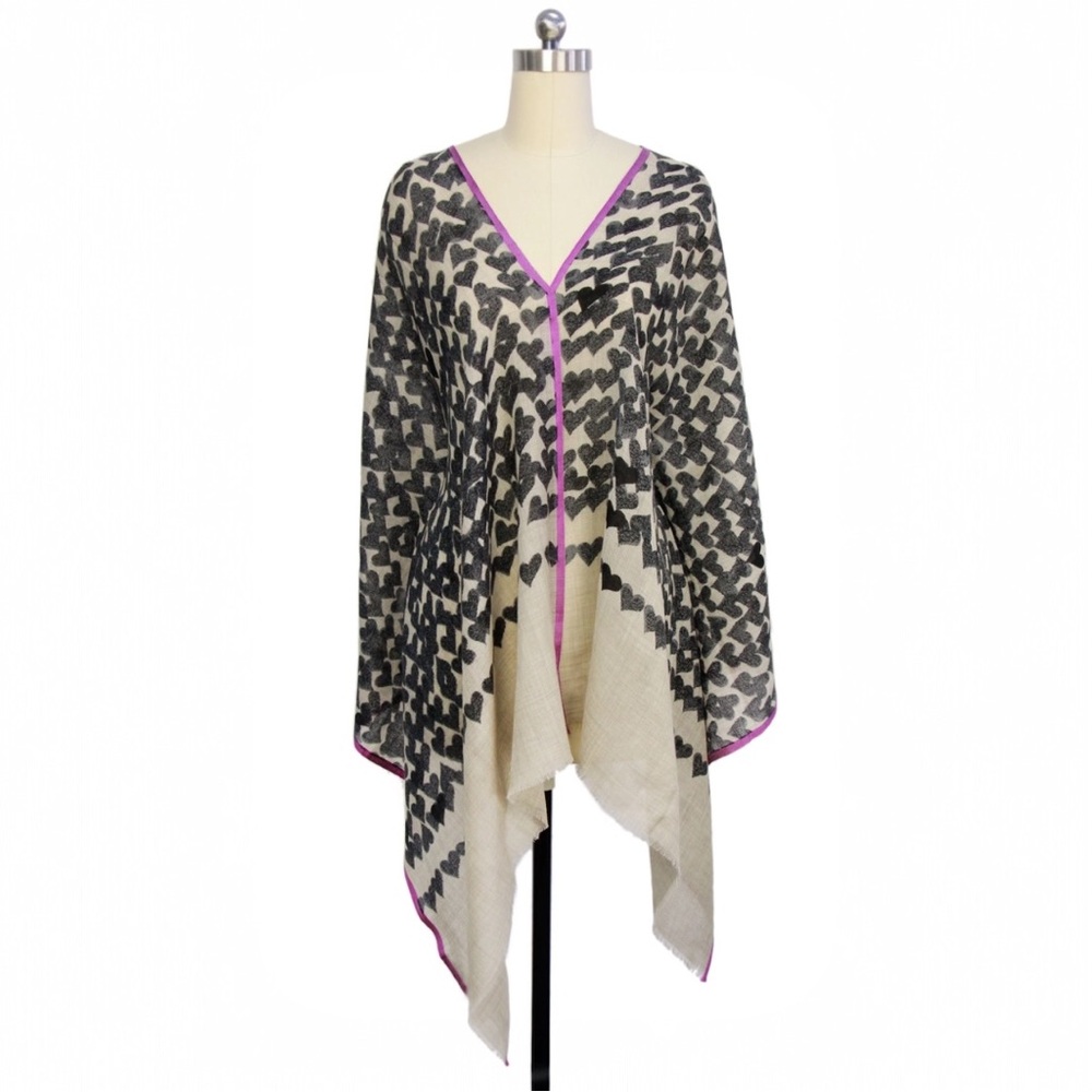 Wool & Silk Heart Print Scarf – Lightweight, Luxe & Soft - Picture 5 of 6